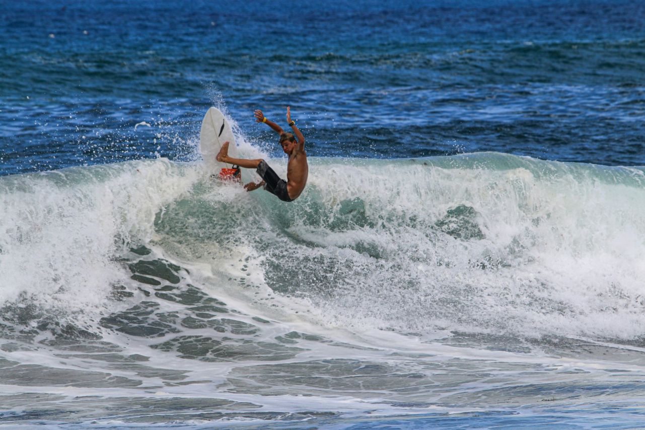 Surfing na Sao Jorge, Azorské ostrovy